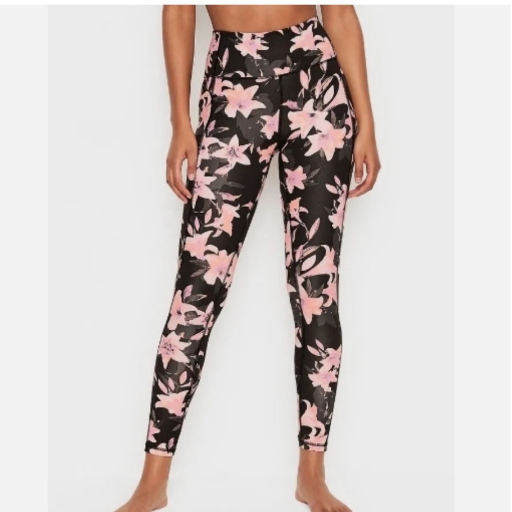 Victoria's Secret‎ Black Pink Lillies Floral 7/8 Leggings Size 14 Gym Yoga